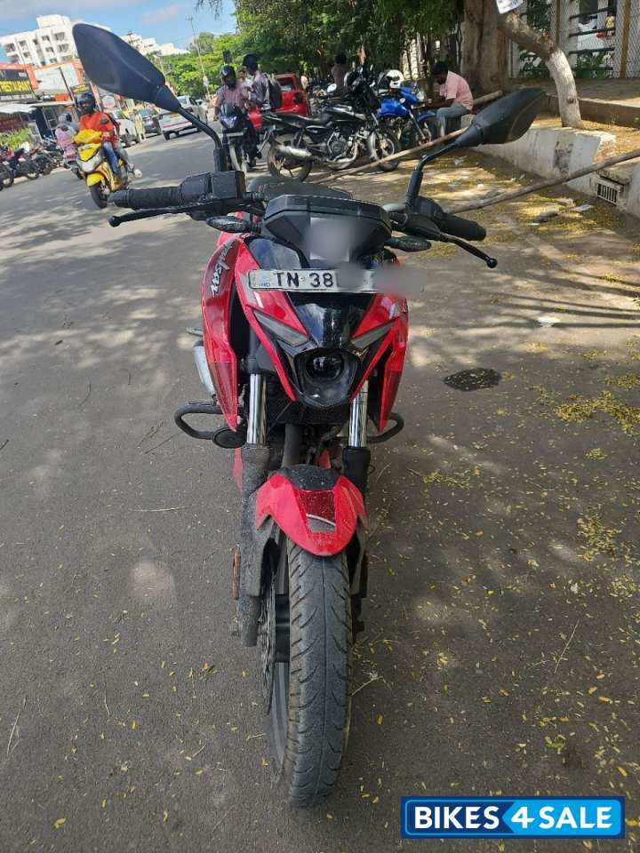 Red Bajaj Pulsar N250