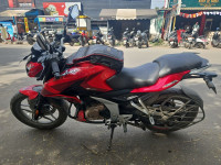 Red Bajaj Pulsar N250