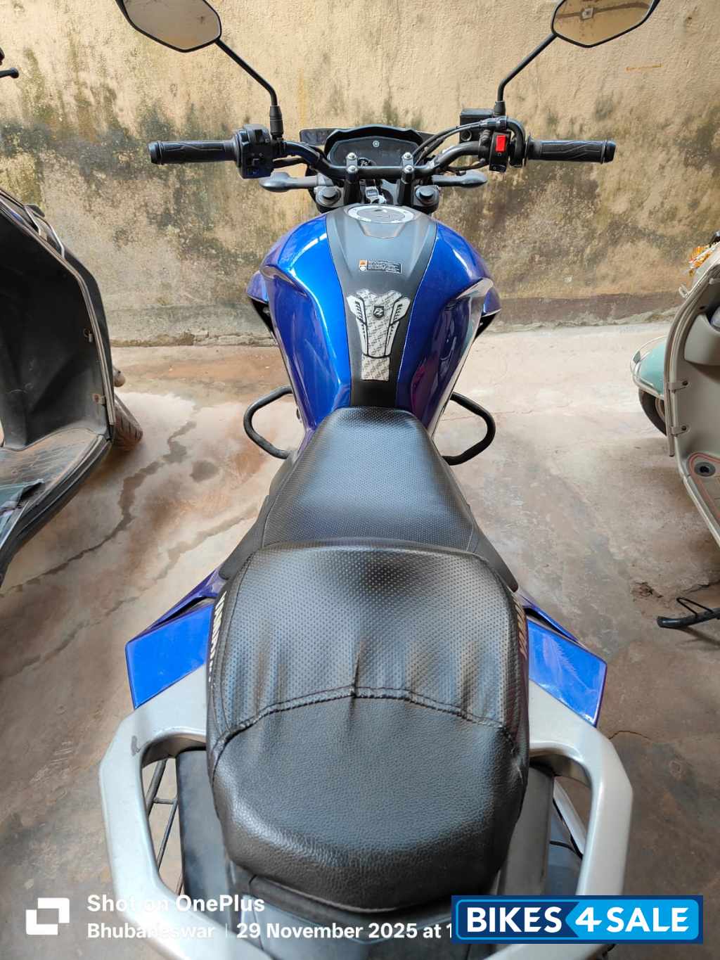 Blue Yamaha FZ 25 BS6