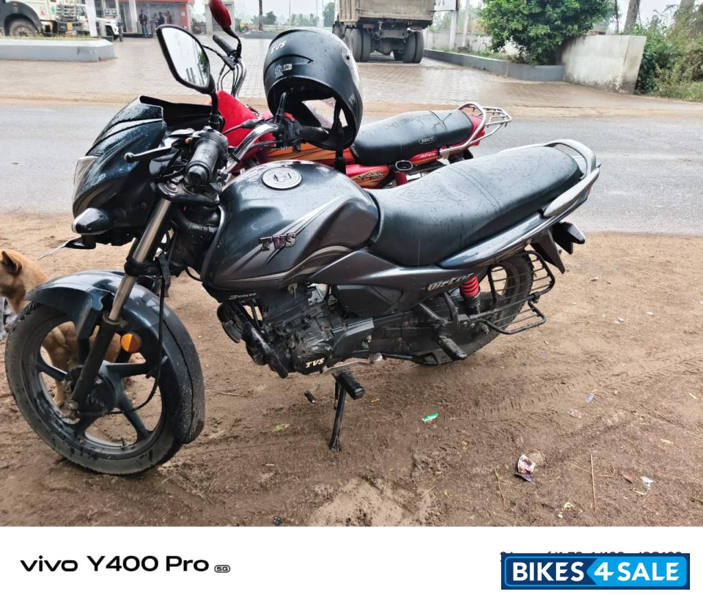 Mercury Grey TVS Victor