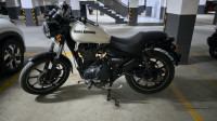 White Royal Enfield Thunderbird X 350