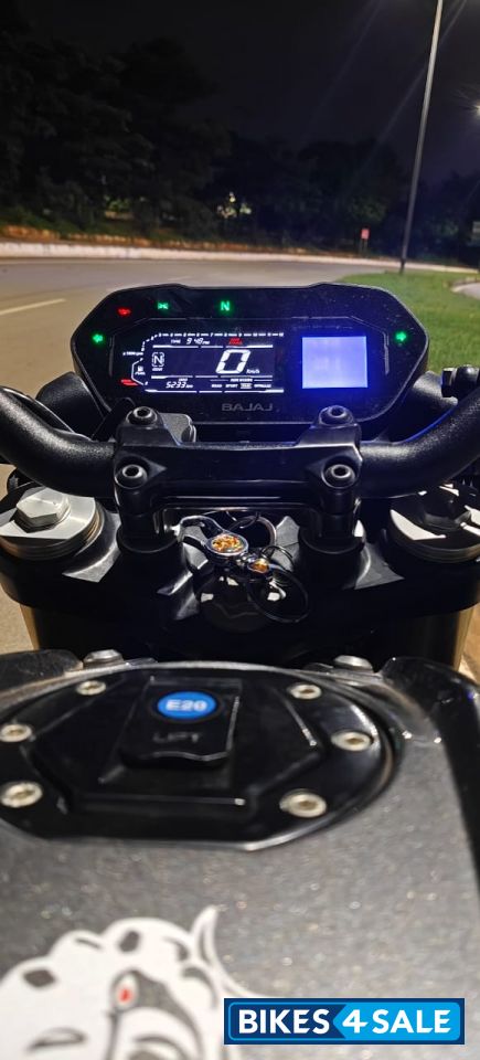 Peter Grey Bajaj Pulsar NS400Z