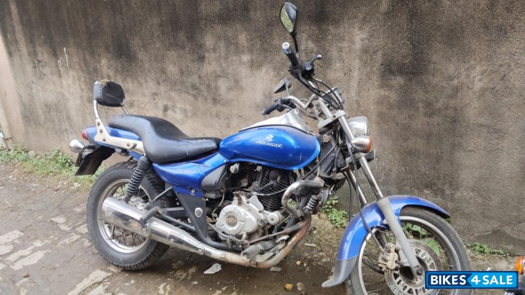 Bajaj Avenger 220 DTS-i