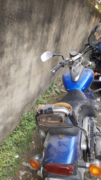 Bajaj Avenger 220 DTS-i
