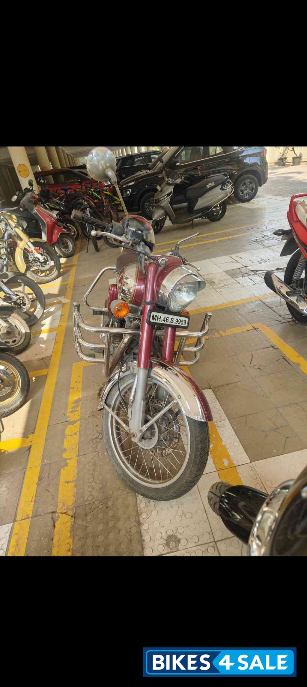 Royal Maroon Royal Enfield Classic Chrome