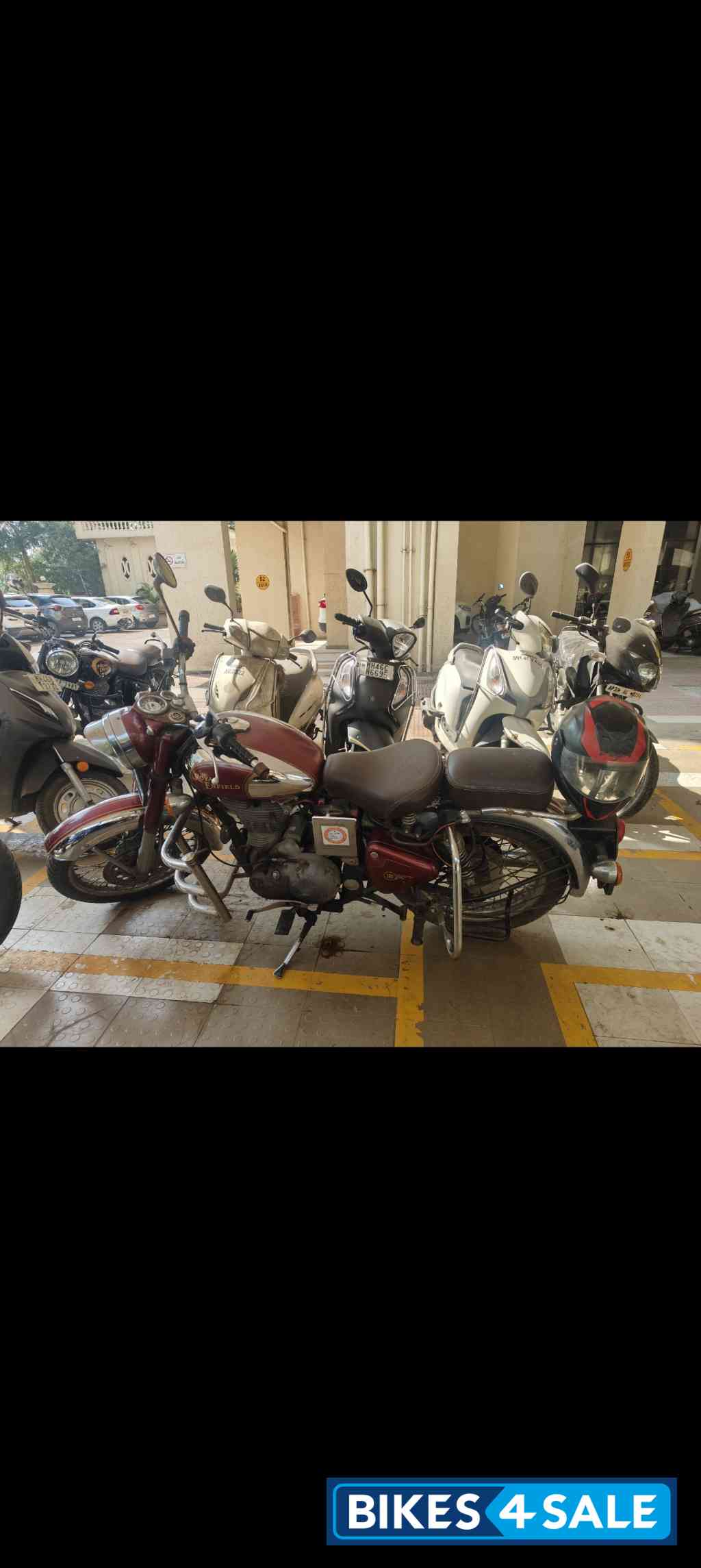 Royal Maroon Royal Enfield Classic Chrome