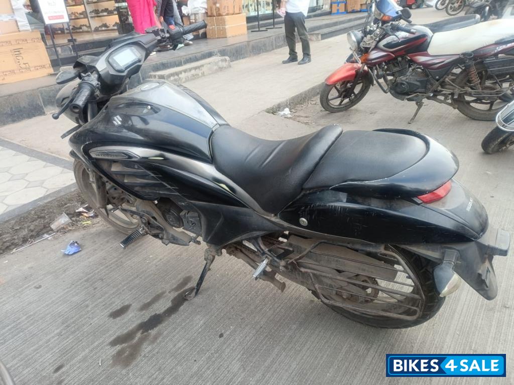 Suzuki Intruder 150 BS6