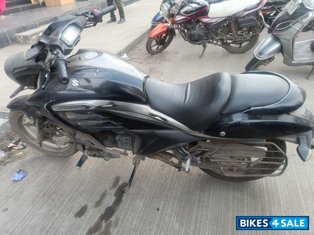 Suzuki Intruder 150 BS6