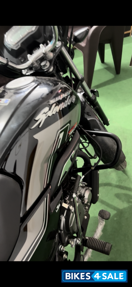 Black Hero Super Splendor XTEC