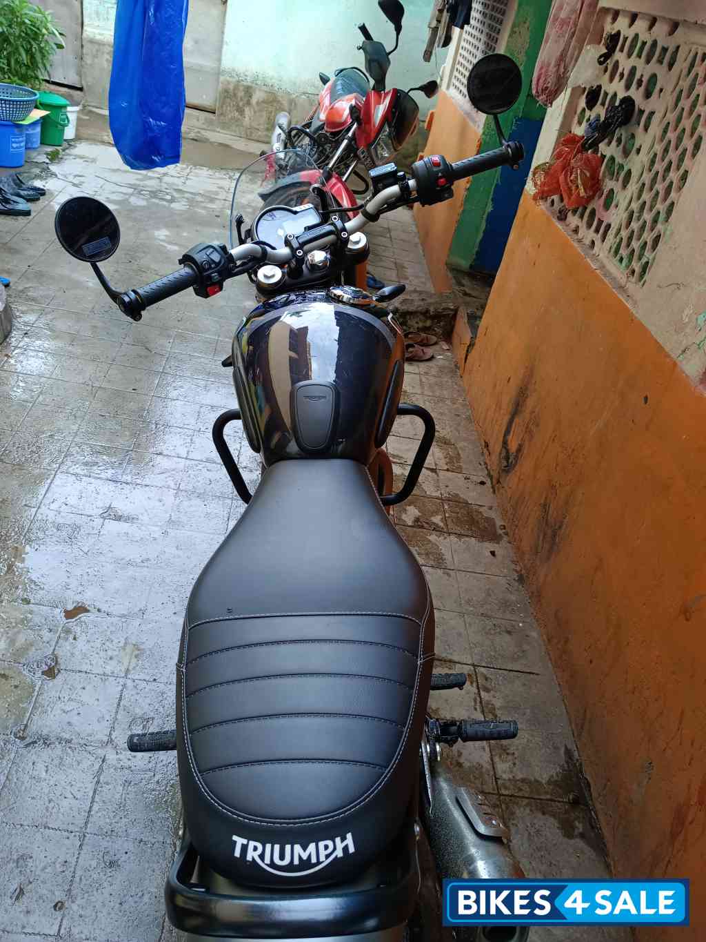 Black Triumph Speed 400
