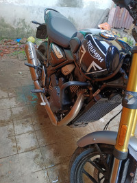 Black Triumph Speed 400