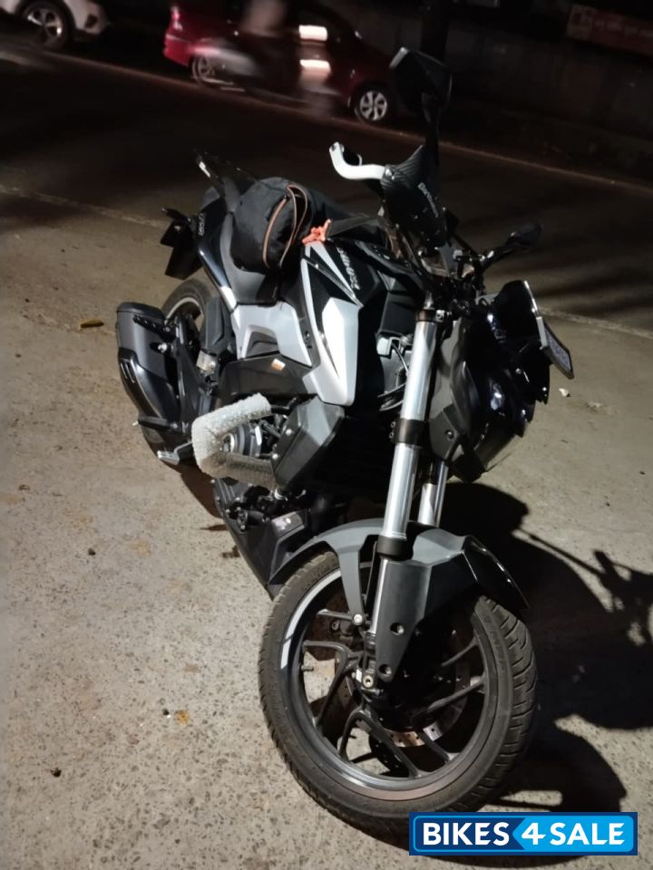 Bajaj Dominar 250 2022