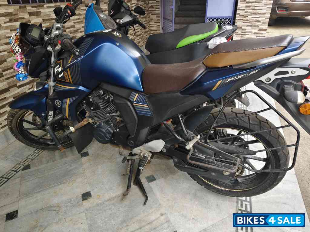 Yamaha FZ-S FI V2