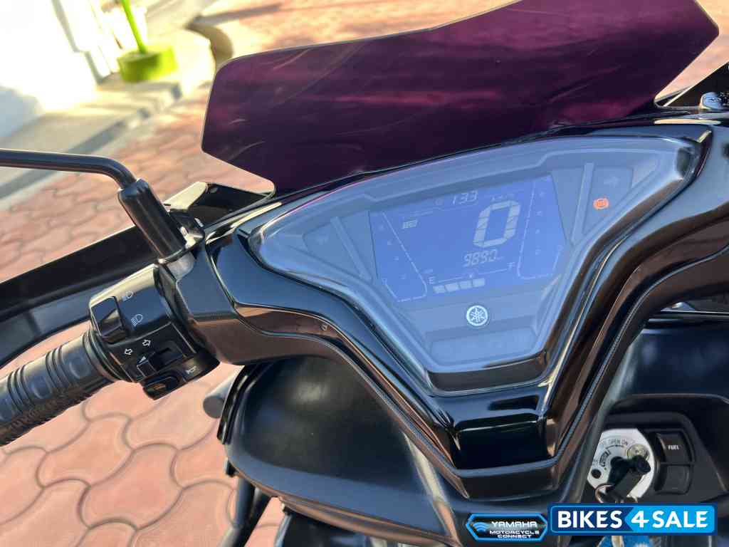 Metallic Black Yamaha Aerox 155