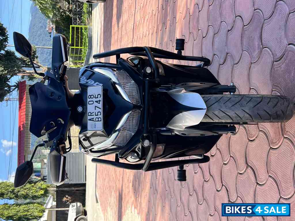 Metallic Black Yamaha Aerox 155