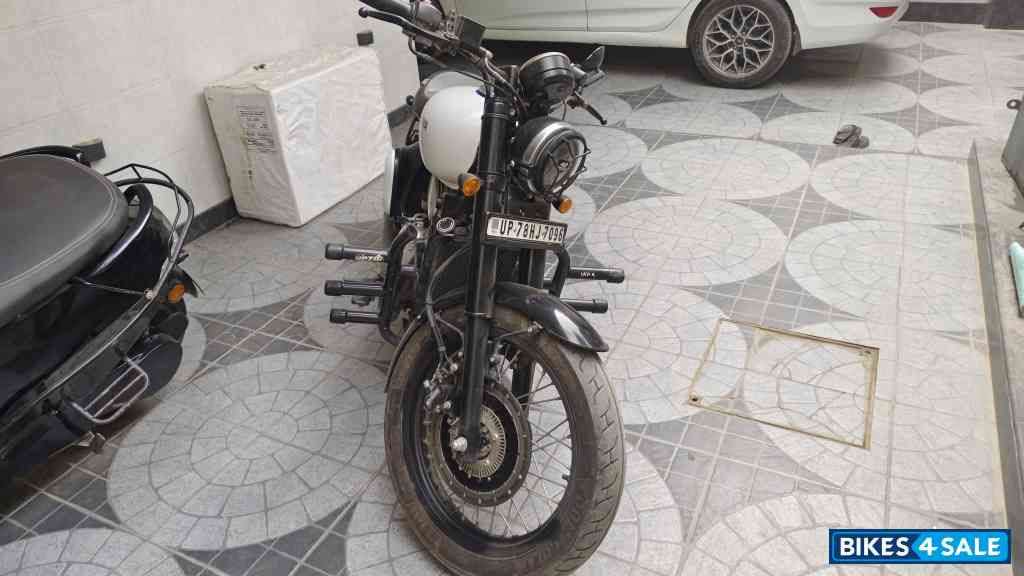 Jawa 42 Bobber Dual Channel ABS