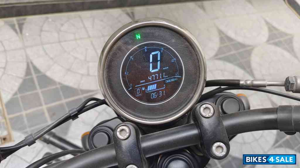 Jawa 42 Bobber Dual Channel ABS