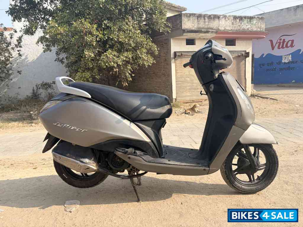 TVS Jupiter