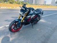 Limestone Metallic BMW G 310 R