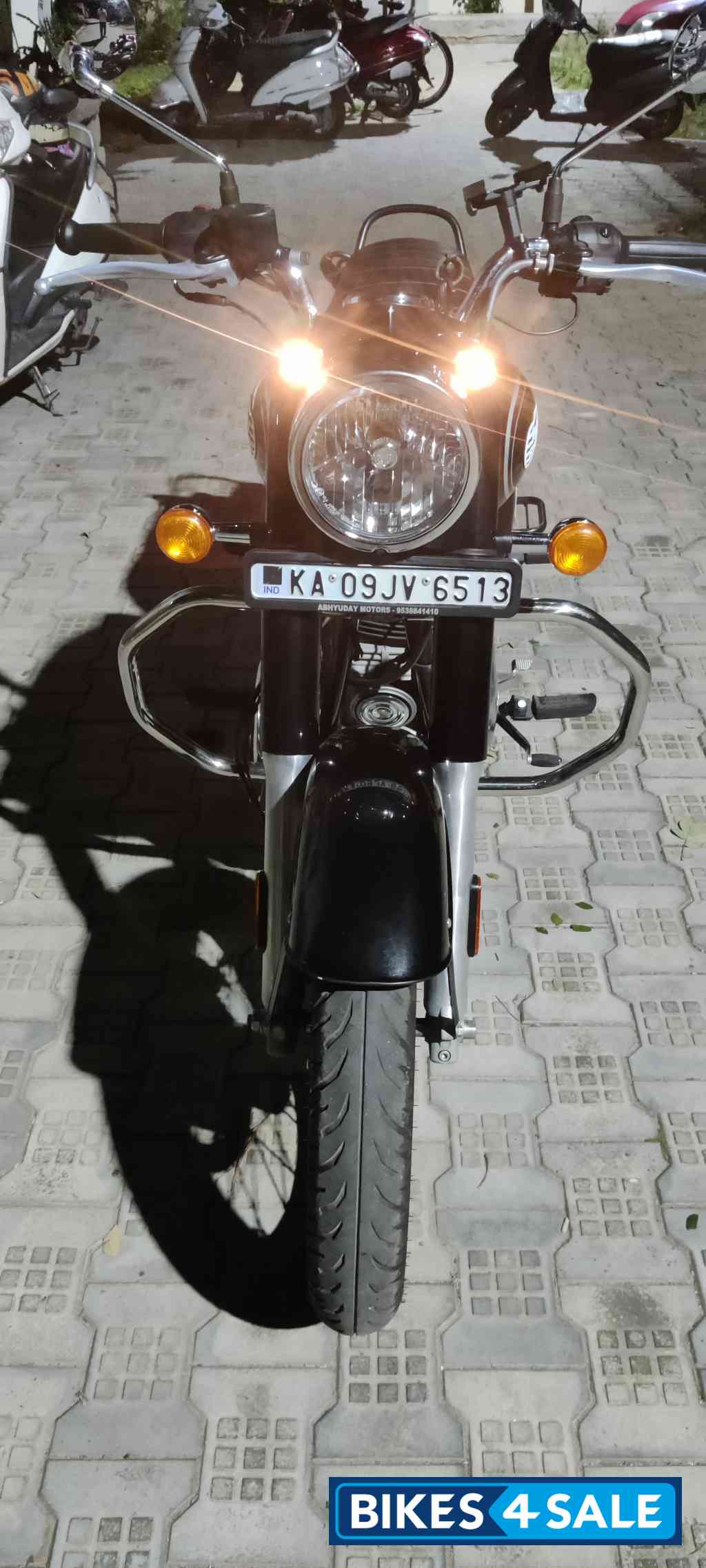 Royal Enfield Bullet 350