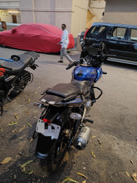 Bajaj Pulsar 220F