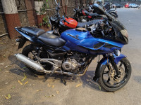 Bajaj Pulsar 220F