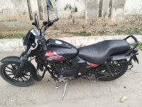 Bajaj Avenger Street 220