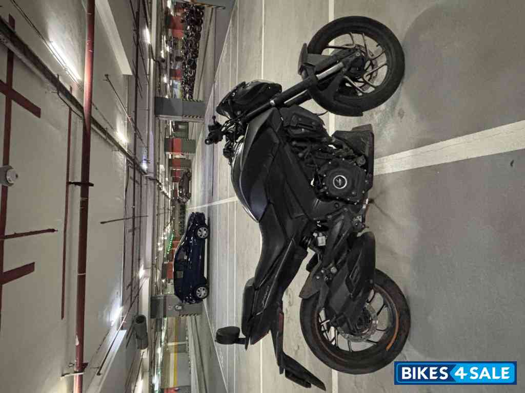 Bajaj Dominar 400 ABS BS6