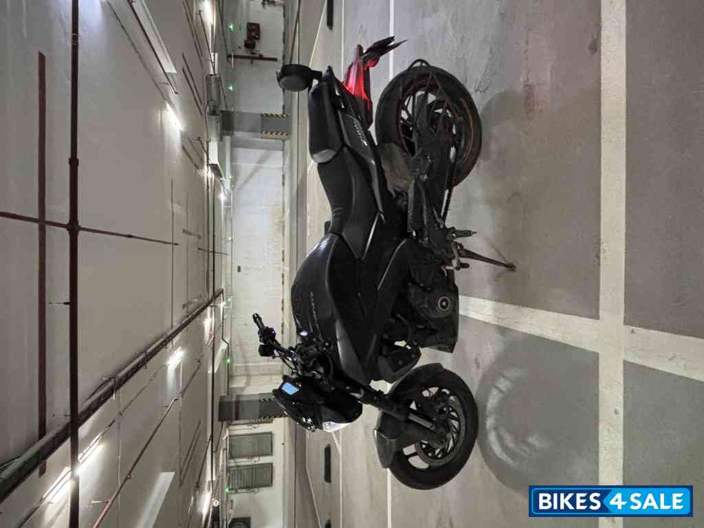 Bajaj Dominar 400 ABS BS6