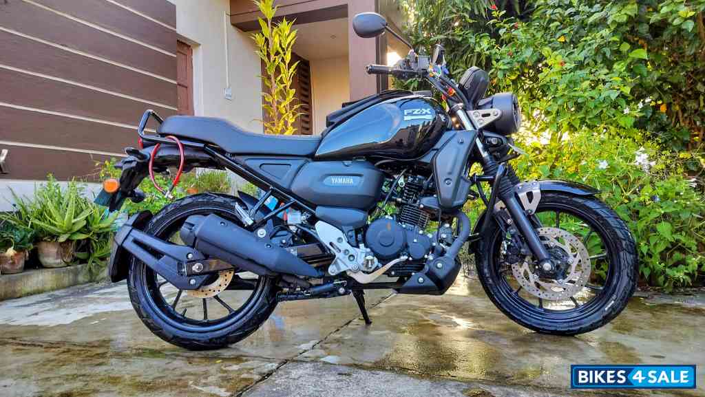 Yamaha FZ-X