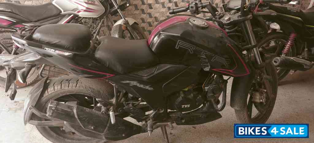 Red And Black TVS Apache RTR 200 4V 2020 Red And Black TVS Apache RTR 200 4V 2020