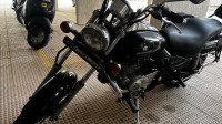 Black Bajaj Avenger 220 DTS-i