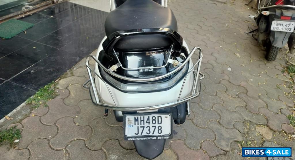 White TVS Jupiter BS6