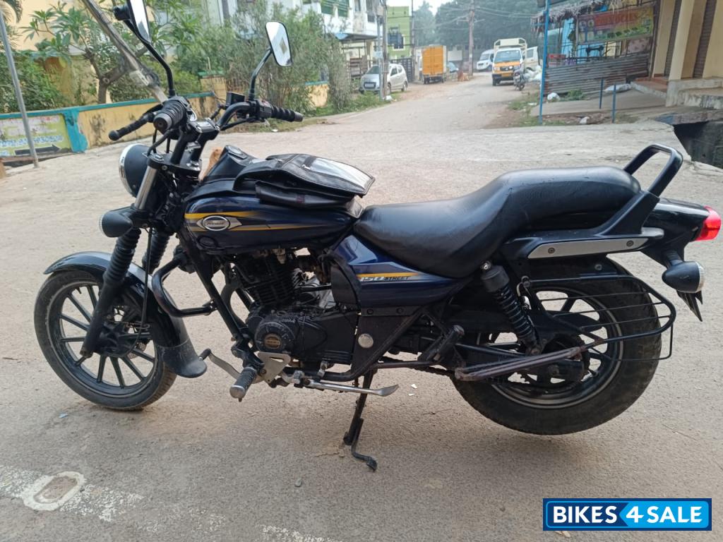Dark Blue Bajaj Avenger Street 150