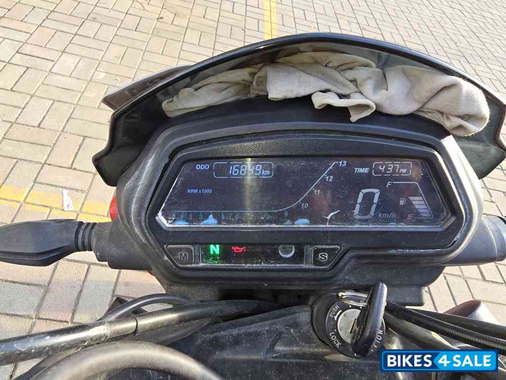 Bajaj Dominar 400 Disc