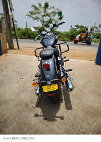 Royal Enfield Super Meteor 650 2025 Model