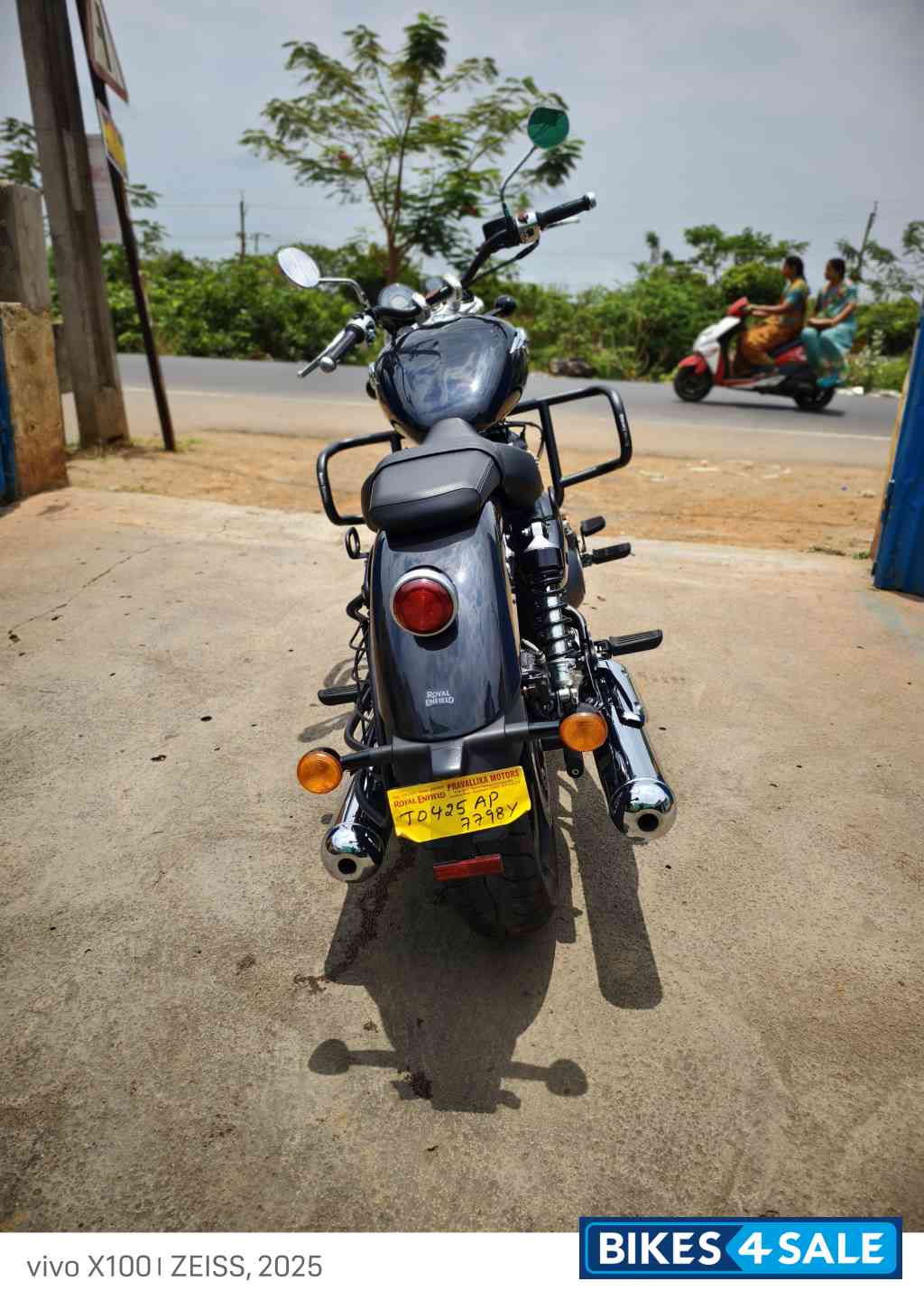 Royal Enfield Super Meteor 650