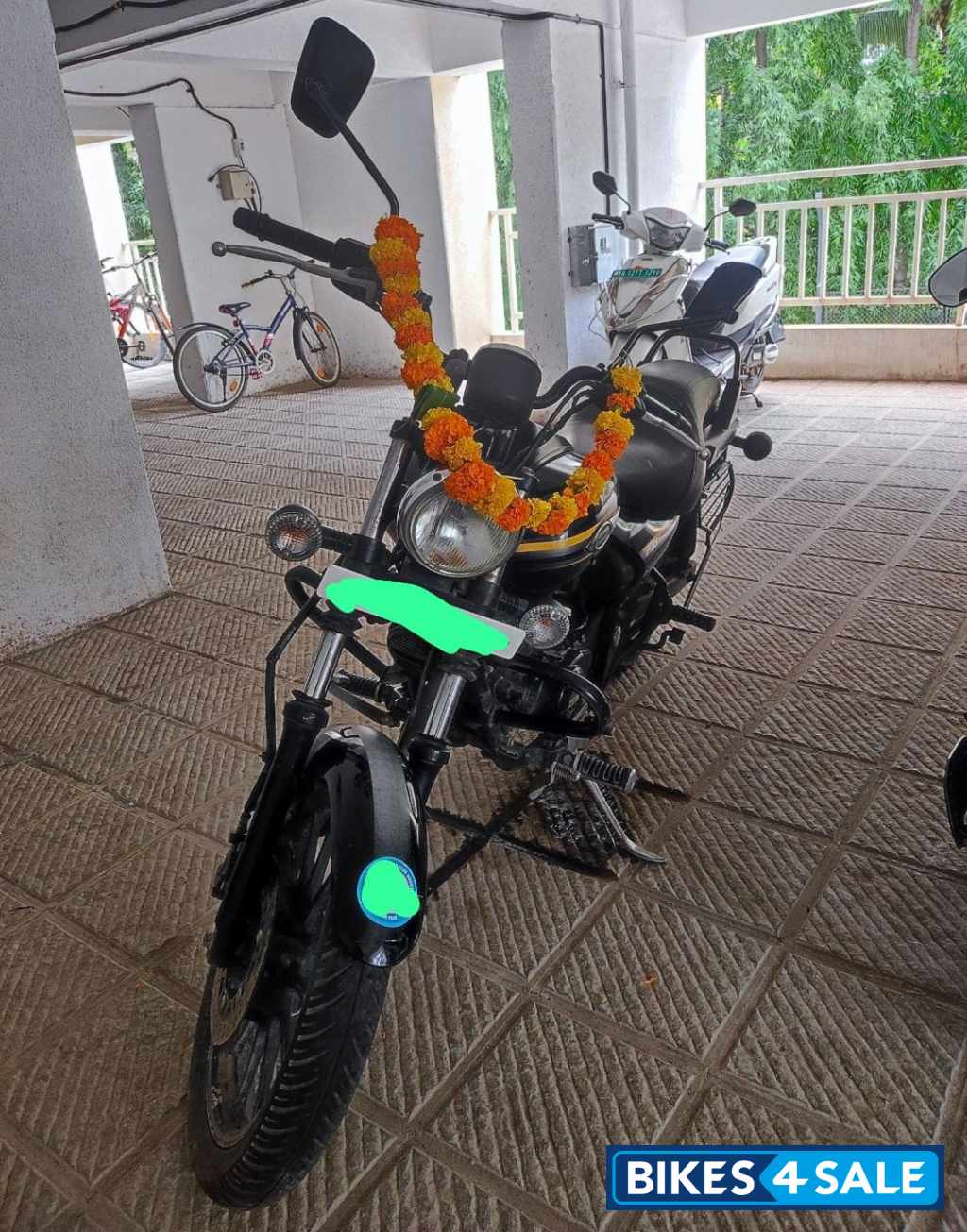 Dark Blue Bajaj Avenger Street 150