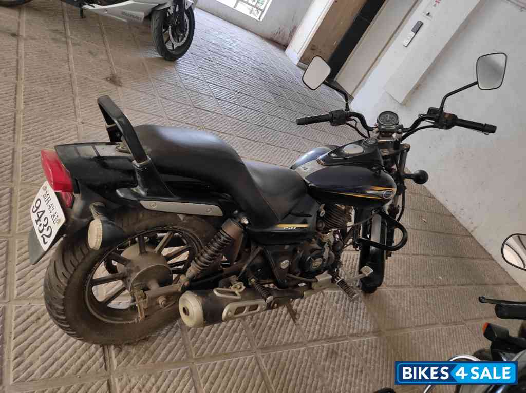 Dark Blue Bajaj Avenger Street 150