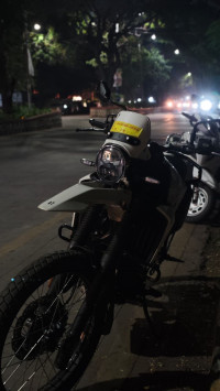 Glacier White Hero XPulse 210