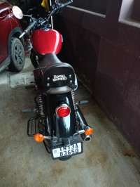 Red Royal Enfield Meteor 350 Supernova