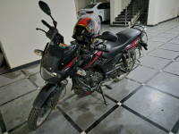 Bajaj Pulsar 125 Carbon Fibre Disc Single Seat