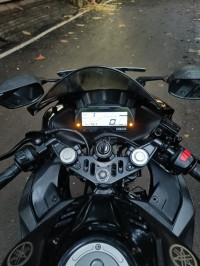 Black Yamaha YZF R15 V3