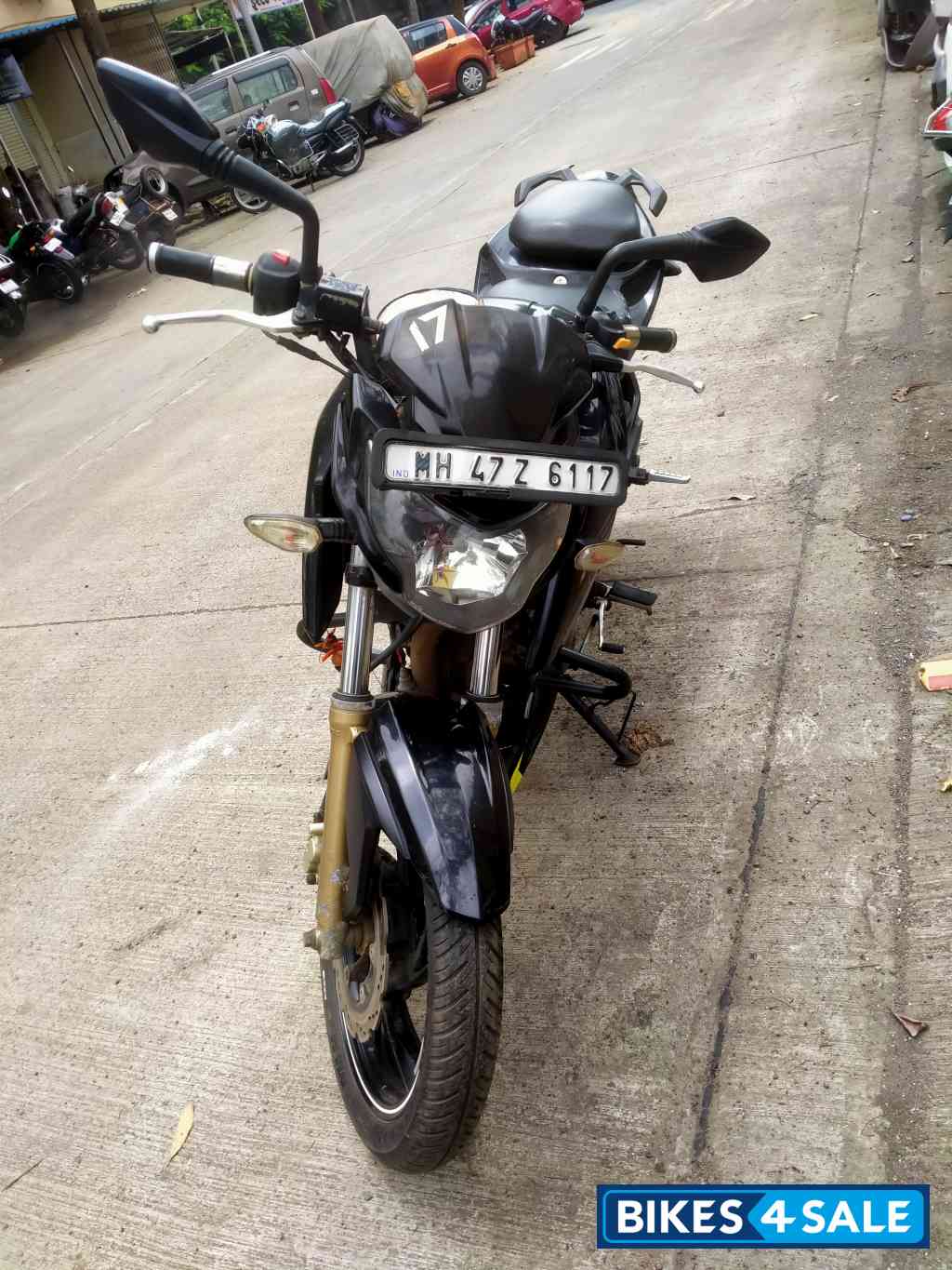 Black TVS Apache RTR 200 4V