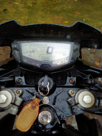 Black TVS Apache RTR 200 4V