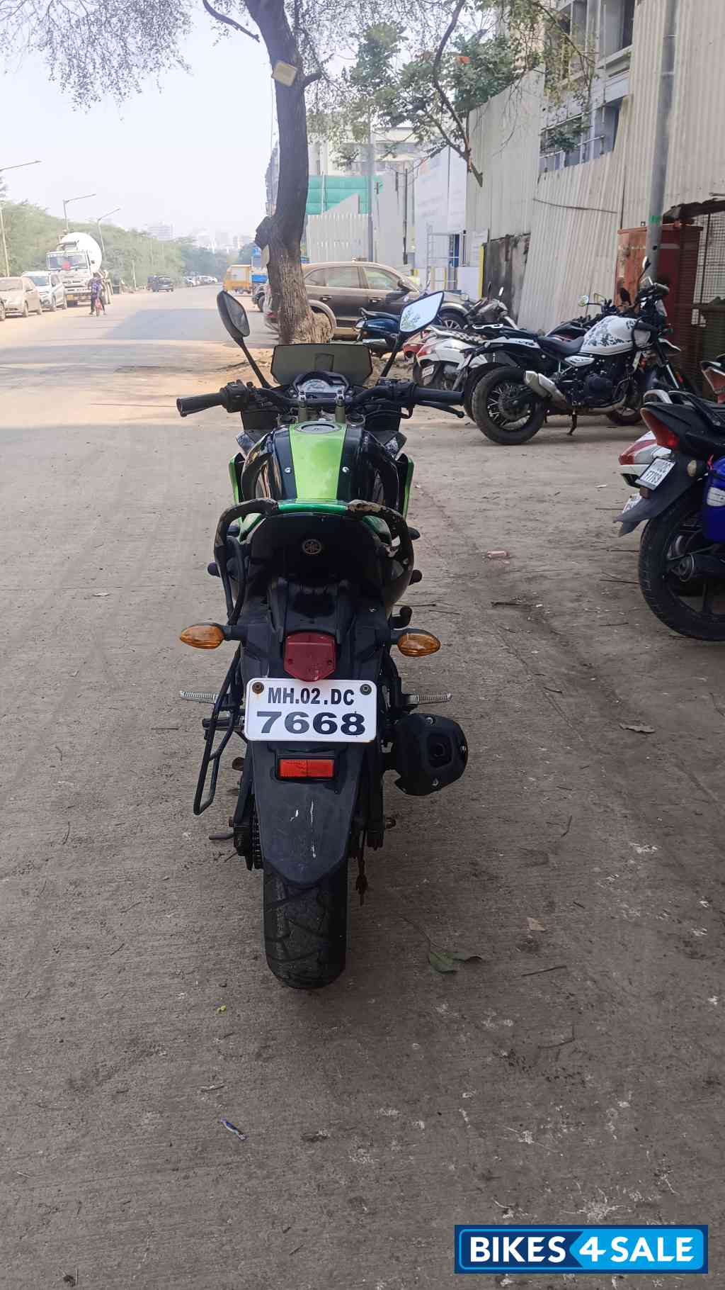 Black Green Yamaha Fazer