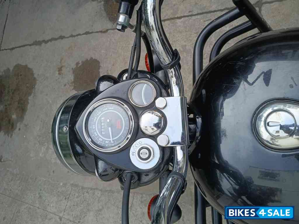 Royal Enfield 2023 Bullet 350