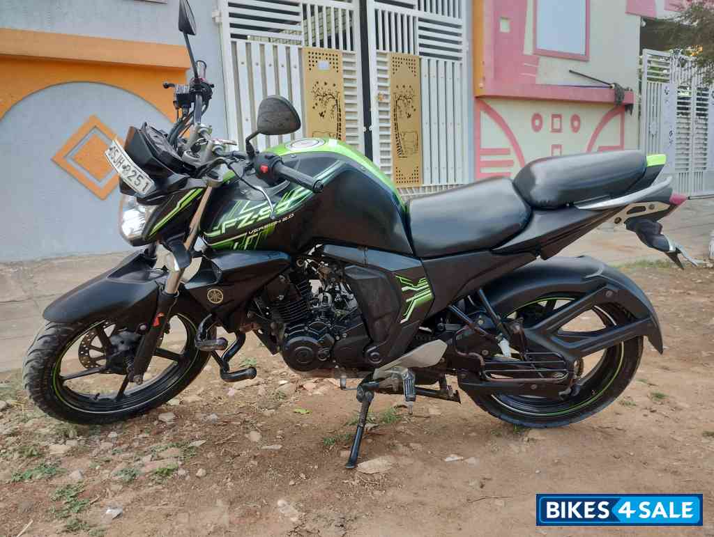 Black & Green Yamaha FZ-S FI V2