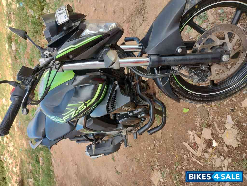 Black & Green Yamaha FZ-S FI V2