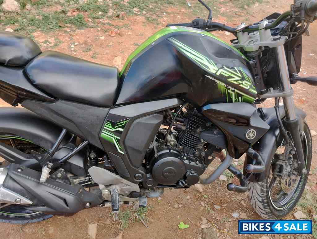 Black & Green Yamaha FZ-S FI V2
